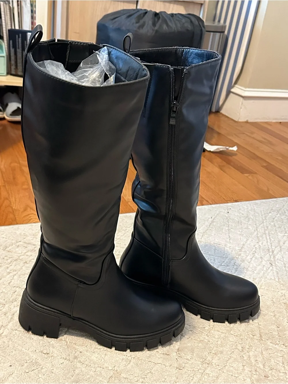 Charlotte Russe knee-high Side Zip Leather Boots Size 7